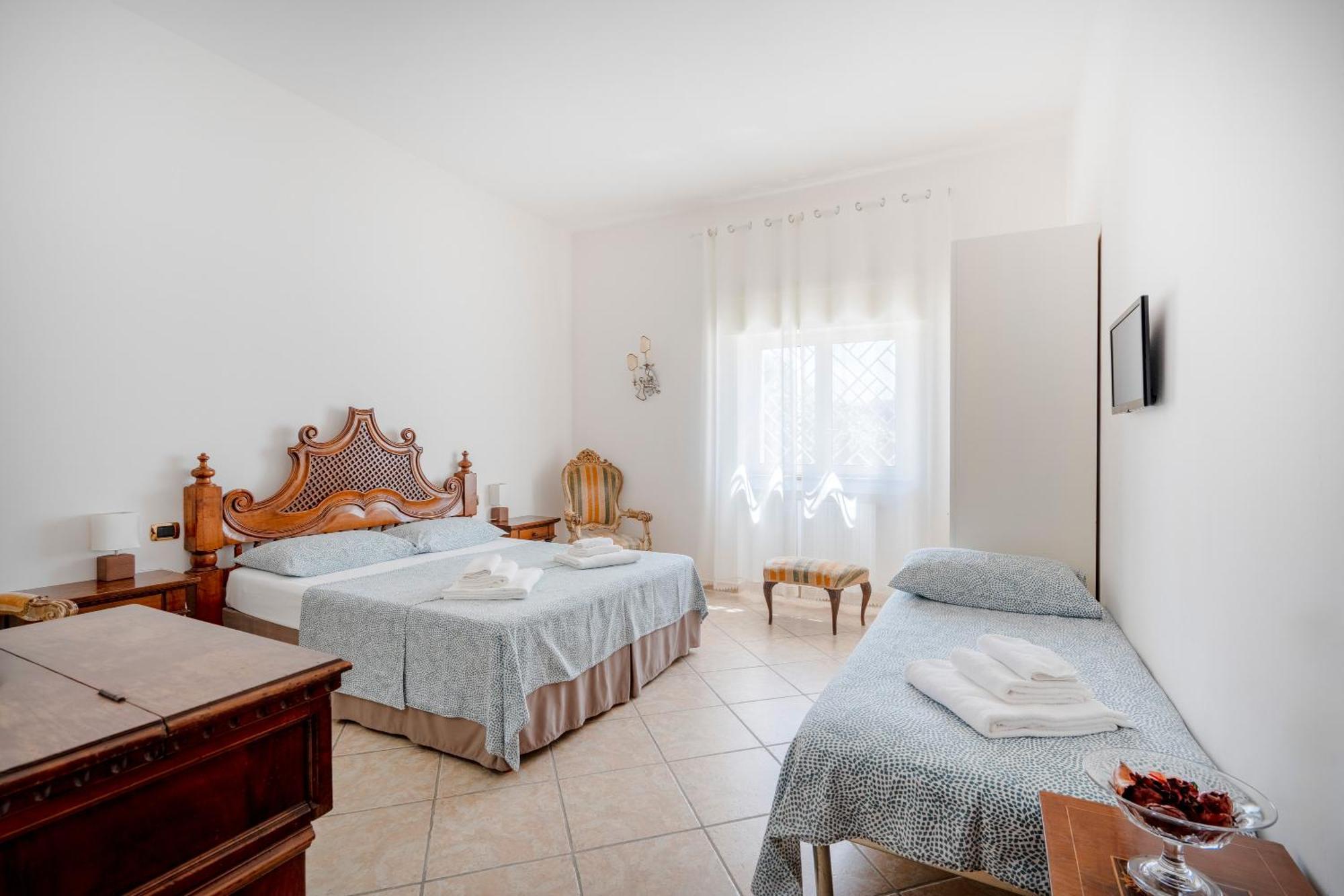 Bnb Villa Lucia Bari Bagian luar foto