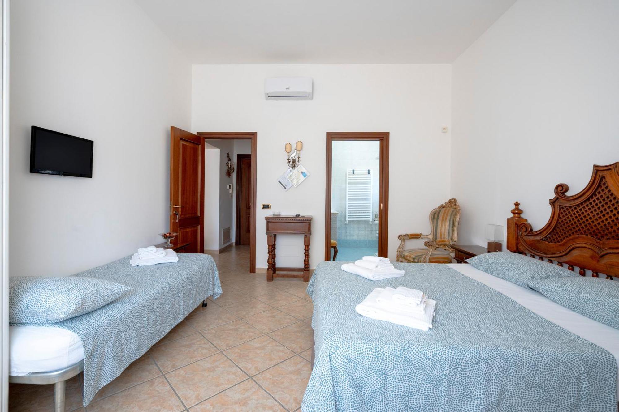 Bnb Villa Lucia Bari Bagian luar foto