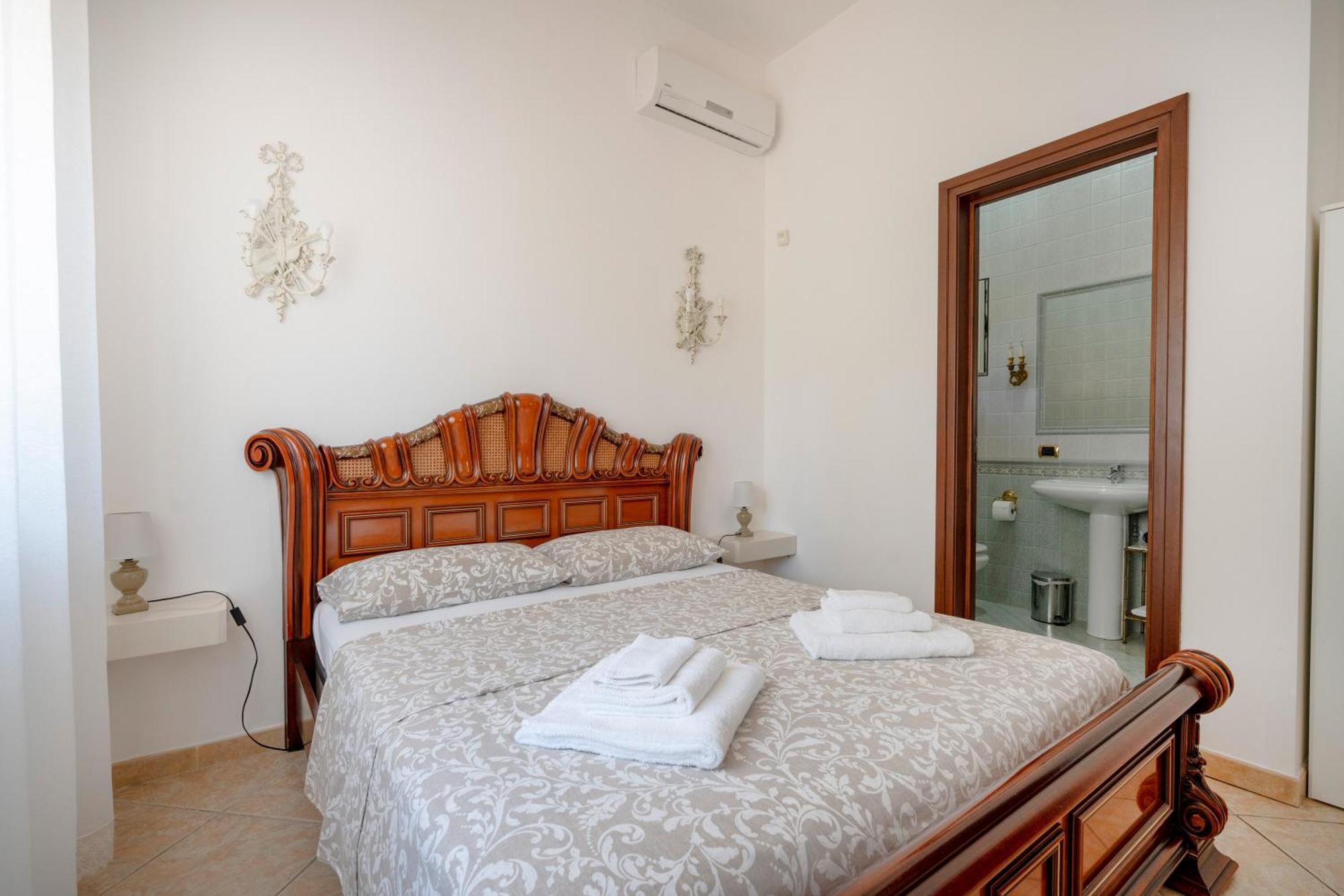 Bnb Villa Lucia Bari Bagian luar foto
