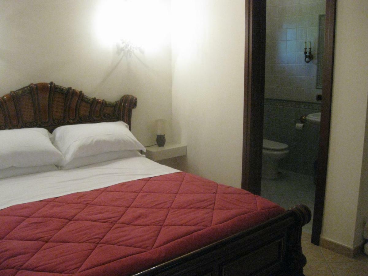 Bnb Villa Lucia Bari Bagian luar foto