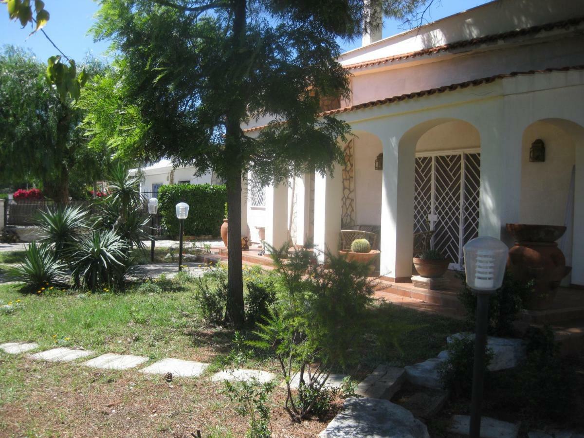 Bnb Villa Lucia Bari Bagian luar foto