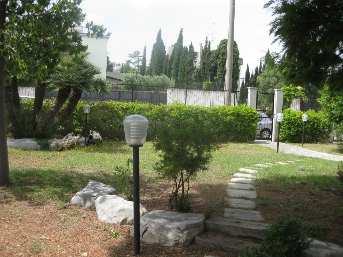 Bnb Villa Lucia Bari Bagian luar foto