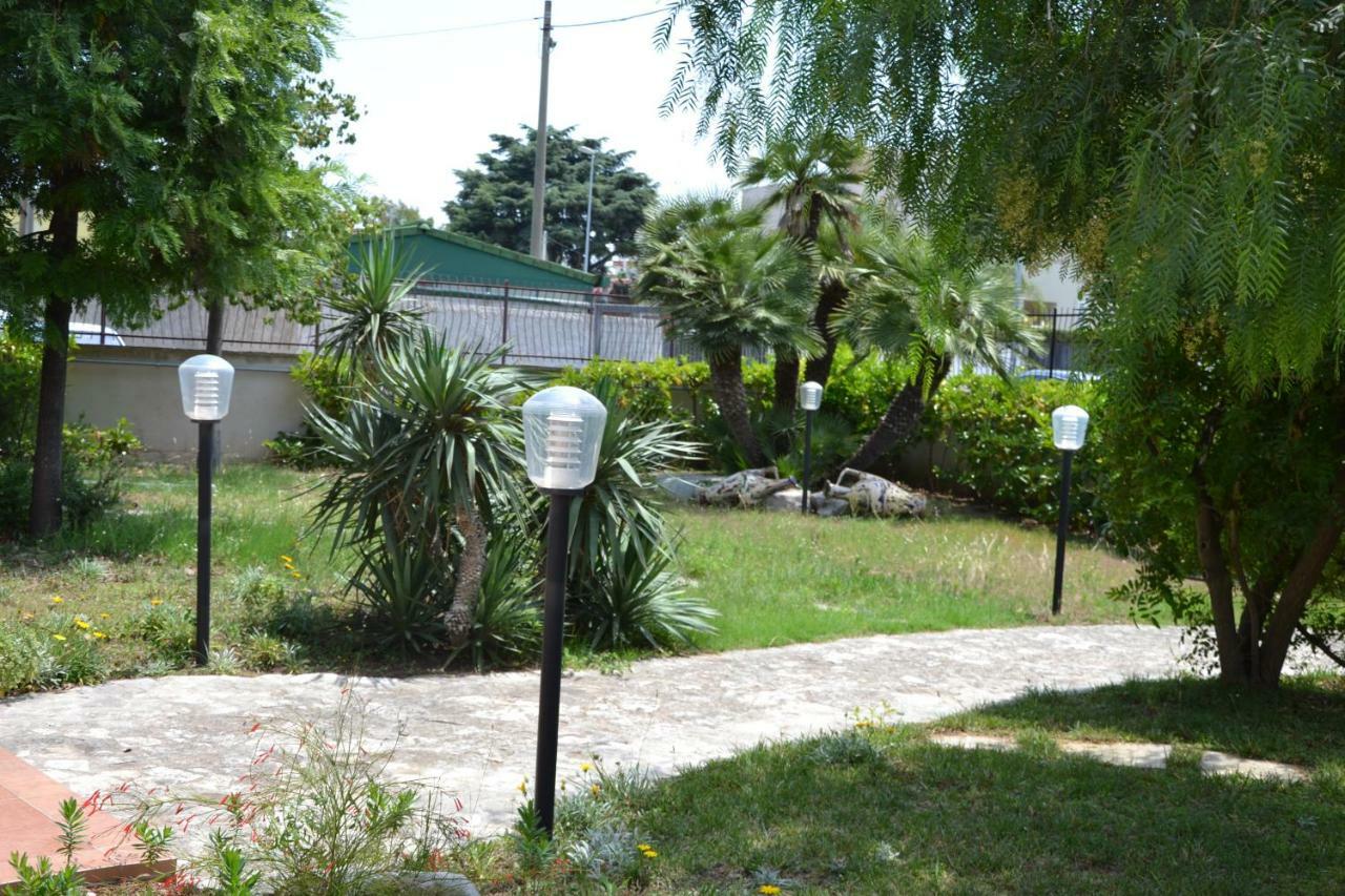 Bnb Villa Lucia Bari Bagian luar foto